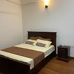 Blue Ocean Apartment - Alfred House Gardens