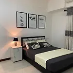 Blue Ocean Apartment - Alfred House Gardens